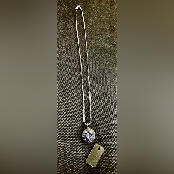 Brand New 18k 10.00CT Moissanite Diamond pendant - Picture 5 of 10